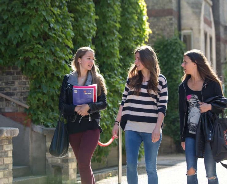 études universitaires à l'étranger