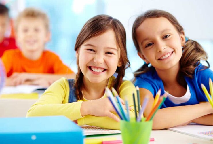 enseigner-les-langues-aux-enfants-avec-Montessori